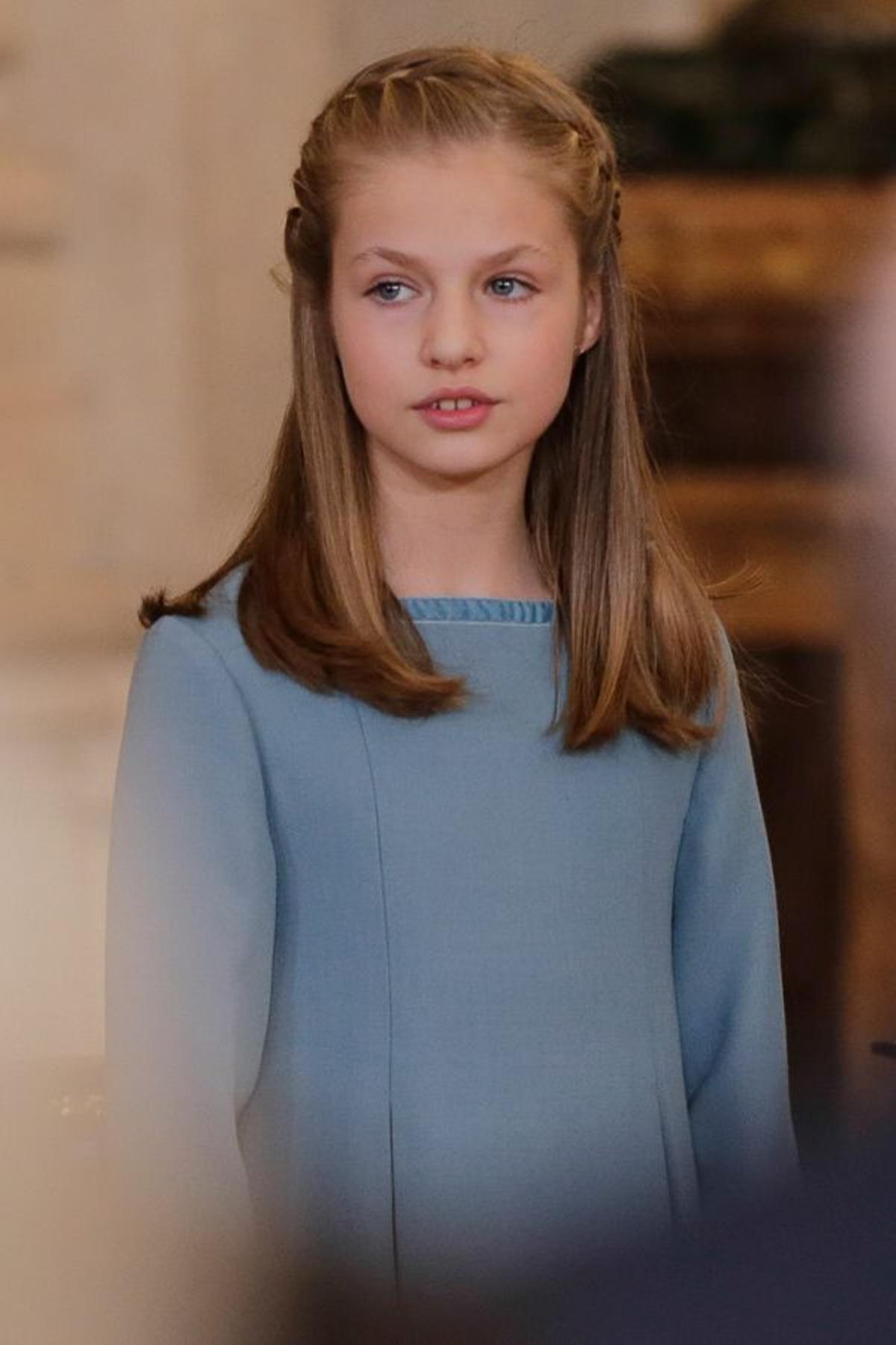 Detalle del look de la princesa Leonor en la ceremonia en la que ha recibido el Toisón de Oro