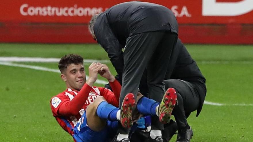 Nacho Ménez lamentándose tras lesionarse ante el Rayo hace un par de semanas. | Juan Plaza / Rsg