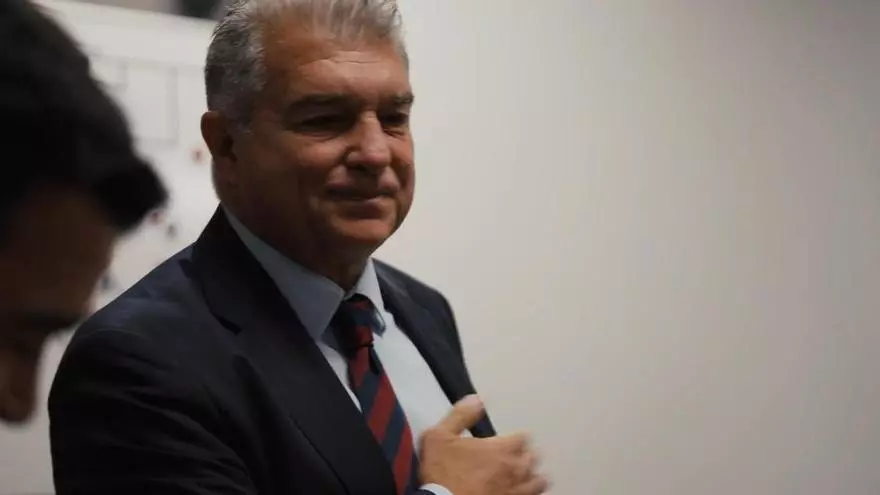 Laporta se emociona en la despedida de los deportistas del Barça