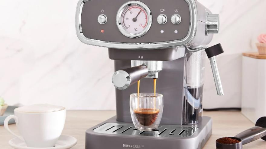 Lidl vende una nueva cafetera automática para amantes del café por