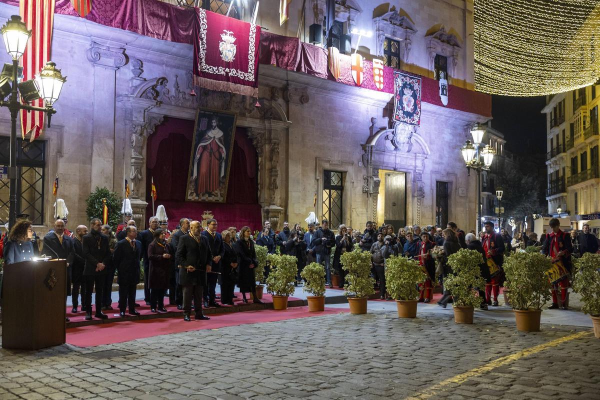 FOTOS | La ofrenda floral en imágenes