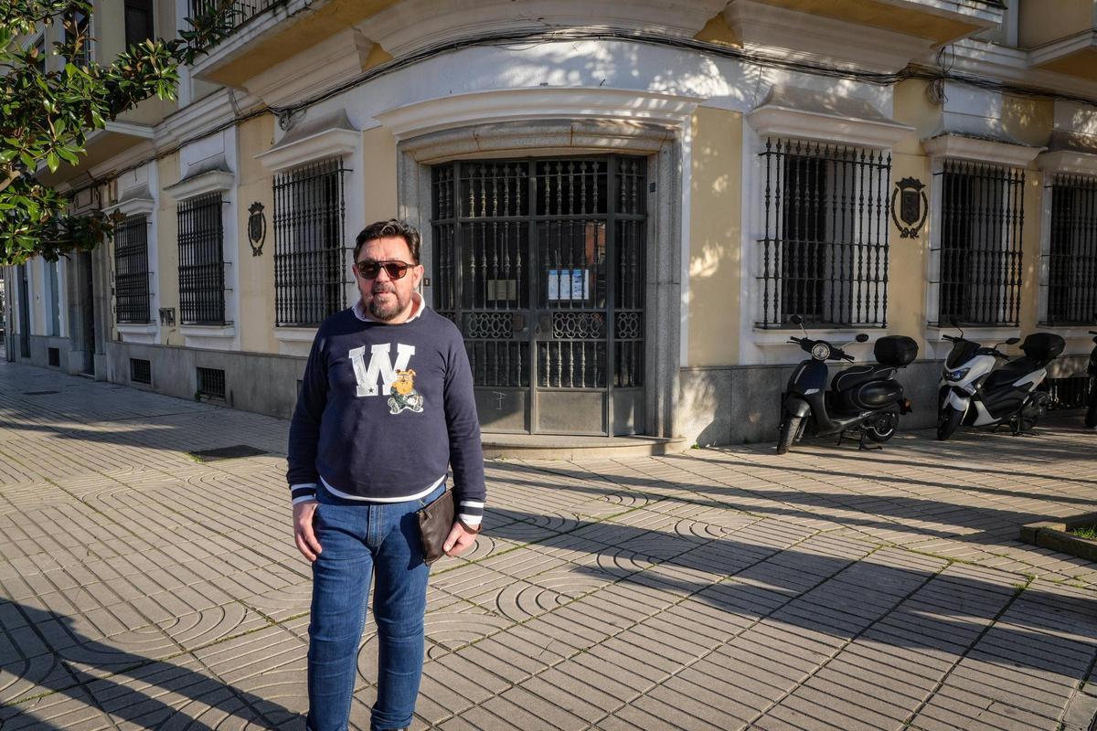 Manuel del Álamo, propietario de la tienda de muebles y decoración.