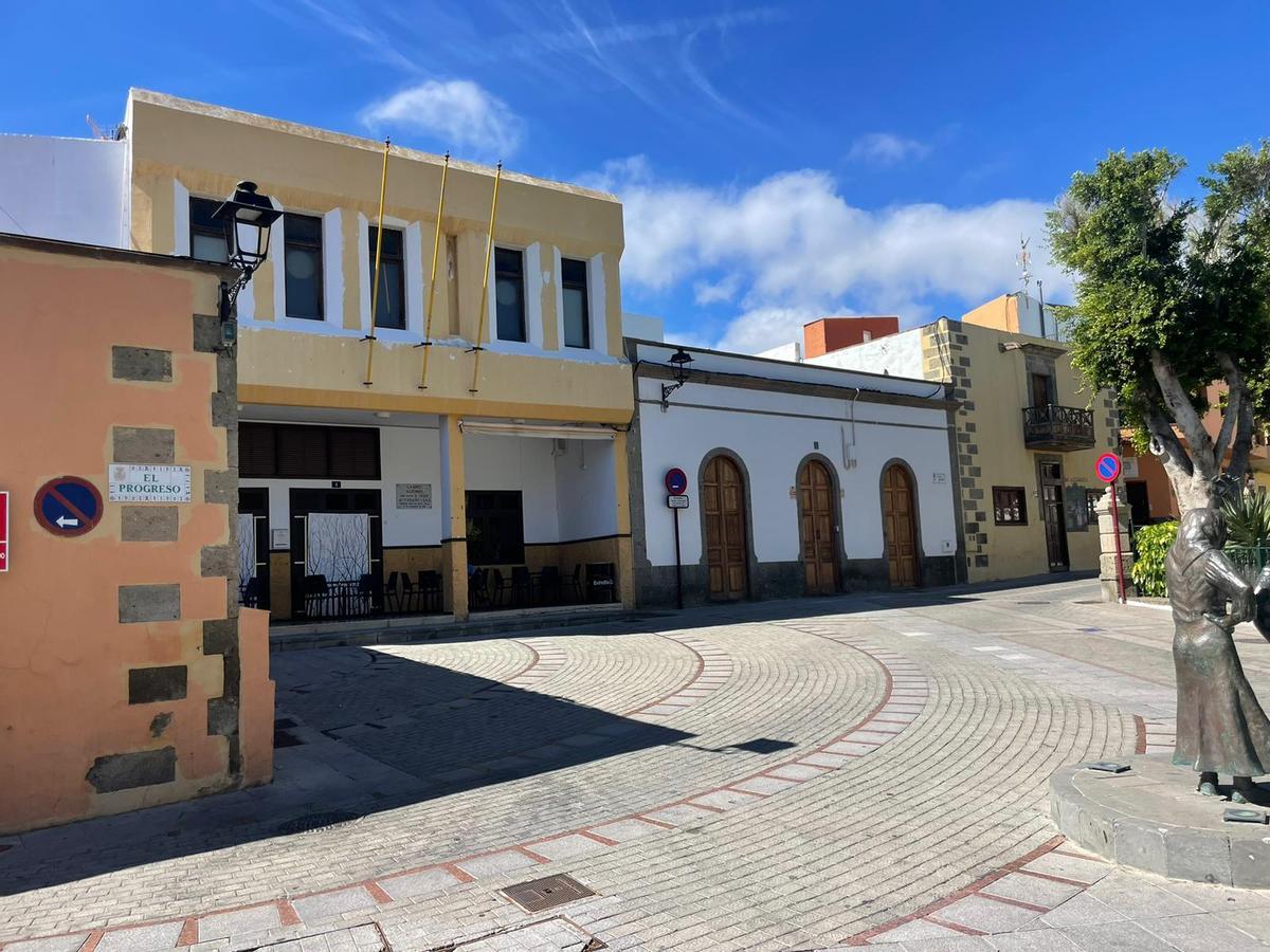 El edificio del casino, en el centro, de amarillo, será demolido.