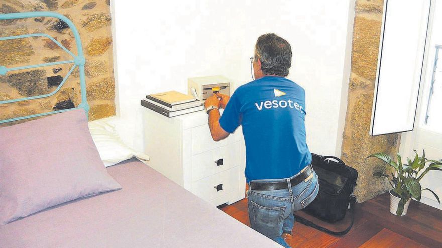 Cientos de empresas y entidades públicas de Arousa deben medir el radón este otoño