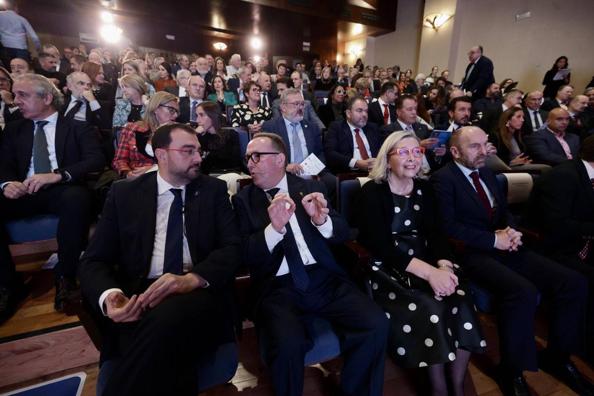 Así fue (en imágenes) la gala de entrega de los Premios Nacionales de Hostelería en Oviedo