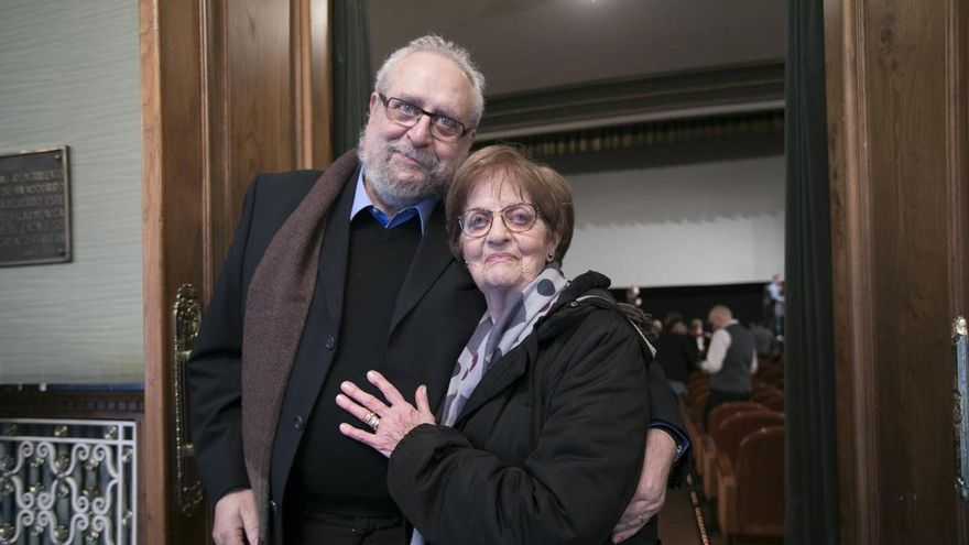 Maria Lluïsa Solà, la dobladora homenajeada por Sigourney Weaver en los &quot;Goya&quot; y premiada en Oviedo