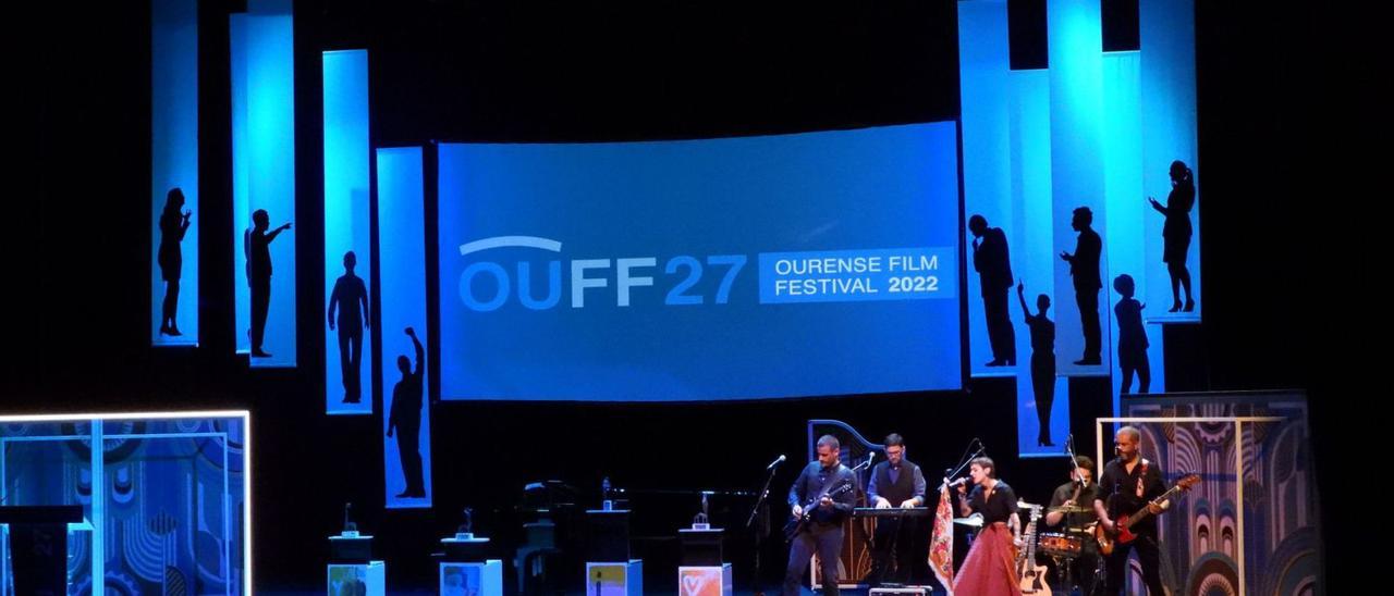 La música abrió ayer la XXVII edición del OUFF en Ourense.   | // FERNANDO CASANOVA