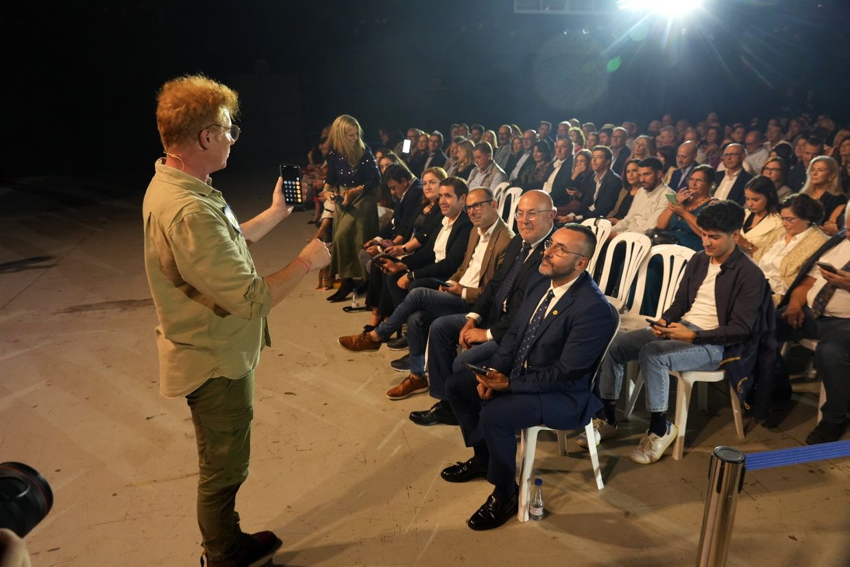 Galería de fotos de la gala del 50º aniversario de Grúas Tomás en Vila-real