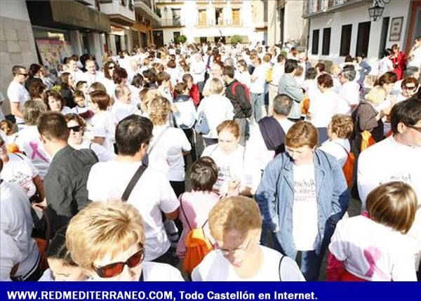 MULTITUDINARIA MARCHA SOLIDARIA CONTRA EL CÁNCER EN LA VILAVELLA