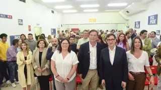 Illa da aire al PSOE desde A Coruña: «Hay que estar al lado de Sánchez»