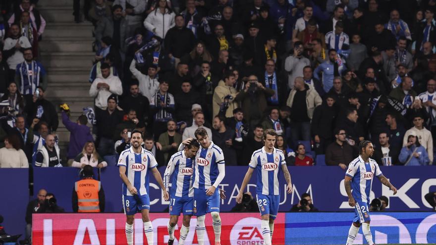 Un sólido Espanyol tumba al Sevilla con suspense