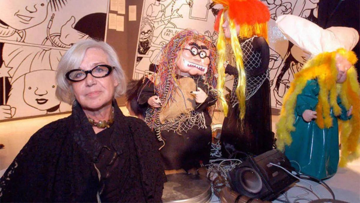 María Dolores Rico, más conocida como Lolo Rico, con la Bruja Avería y los Electroduendes.