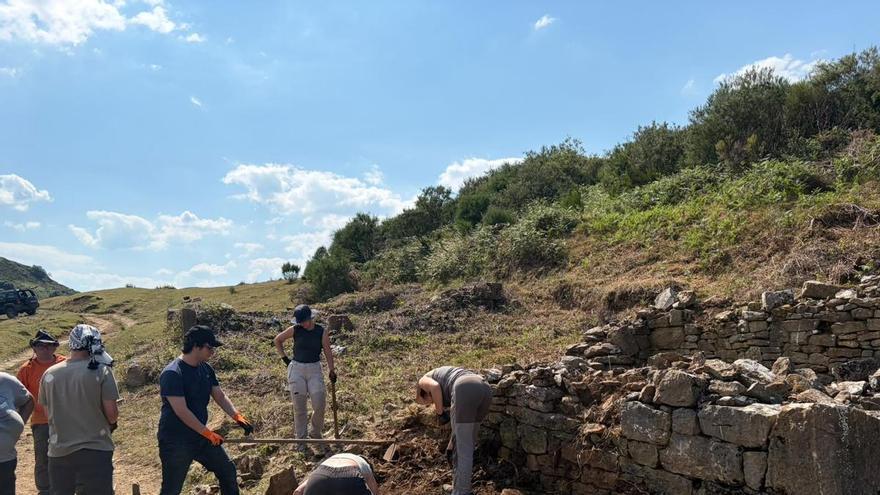 El yacimiento de la campa Cueiru, en Teverga, Belmonte y Somiedo, abre sus puertas para conocer "uno de los espacios de intercambio comercial más antiguos"