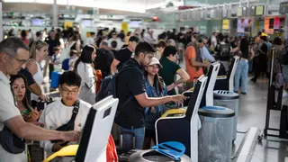 Las 57 rutas intercontinentales llevan a El Prat a otro año de récord