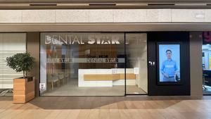 Una clínica Dental Star en el centro comercial de Montigalà