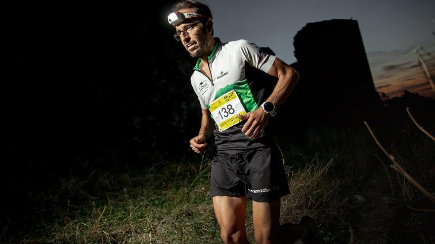 Dani Remón y Soledad Rodríguez ganan la carrera nocturna de Montánchez