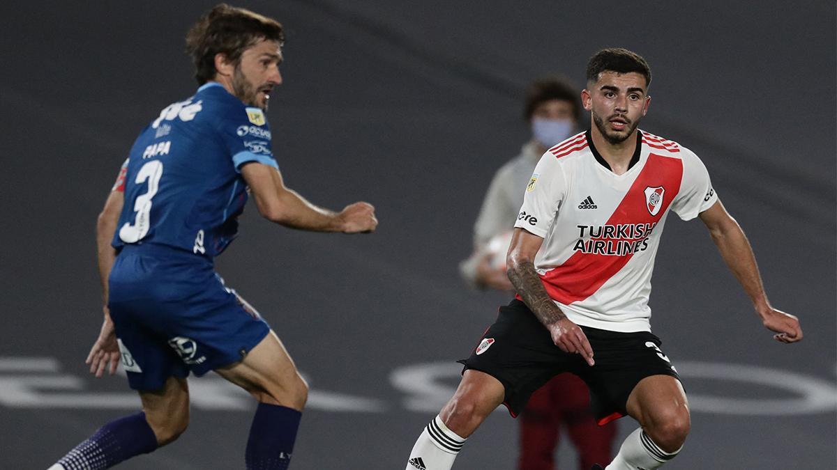 Así juega Santiago Simón, futbolista de River en el radar del Barça