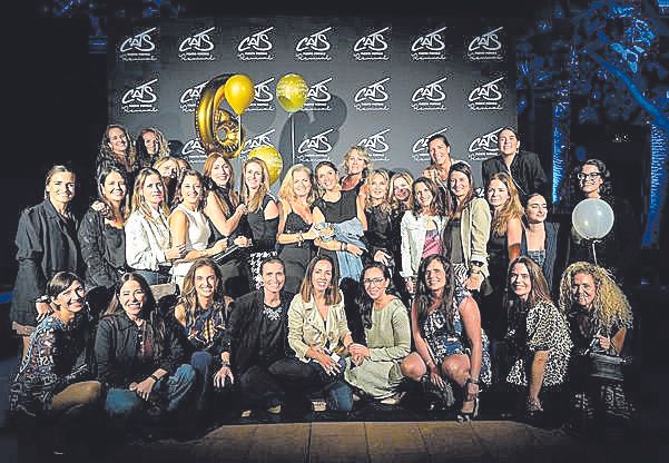 Un grupo de la fiesta en Puerto Portals.