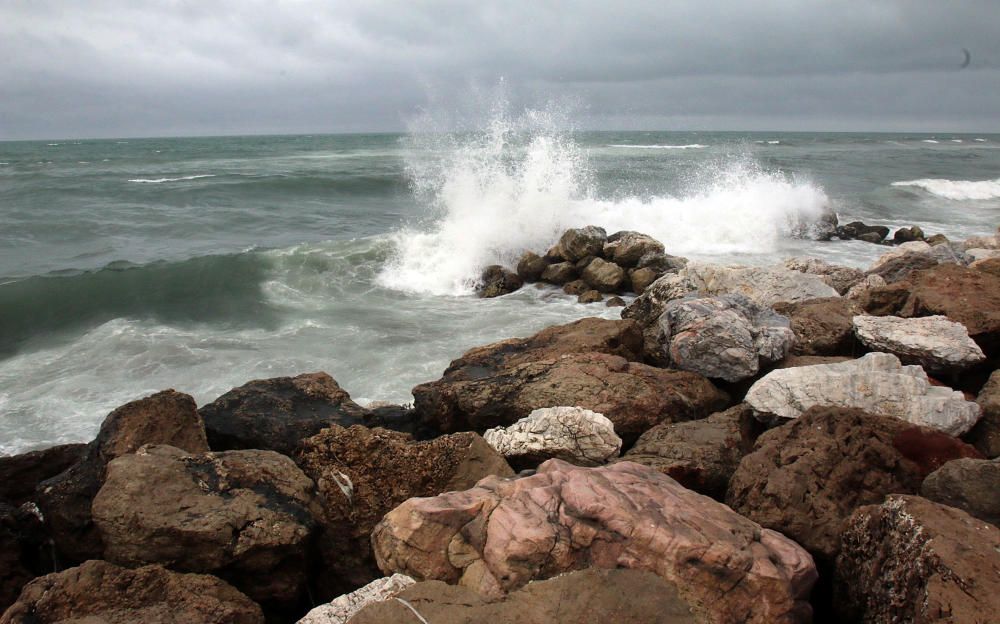 Fin de semana con lluvia y viento en Málaga