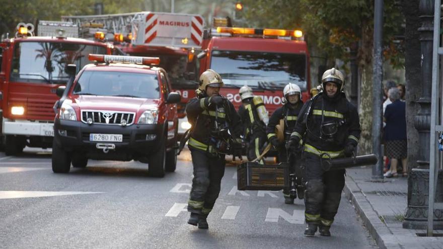 Sofocan un conato de incendio en Ronda de los Tejares