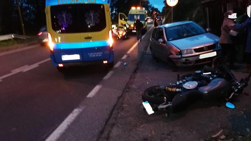 La moto implicada en el accidente en Domaio.// Policía Local de Moaña