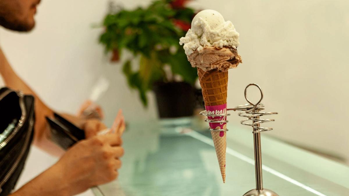 Disfrutar de un cremoso helado sin gluten y vegano en el centro de Málaga es posible en Heladería Yummy