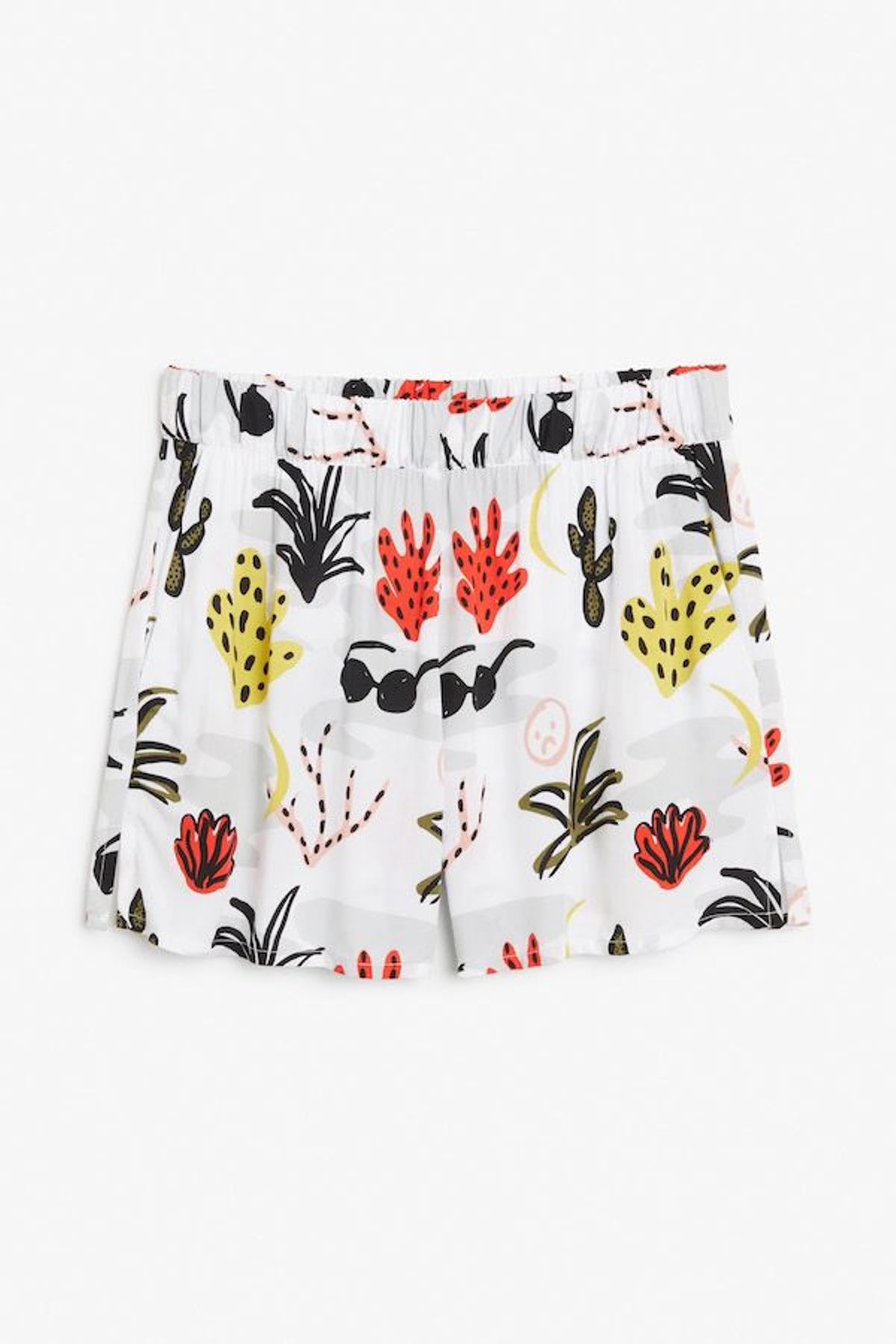 Shorts estampados fluidos, de Monki