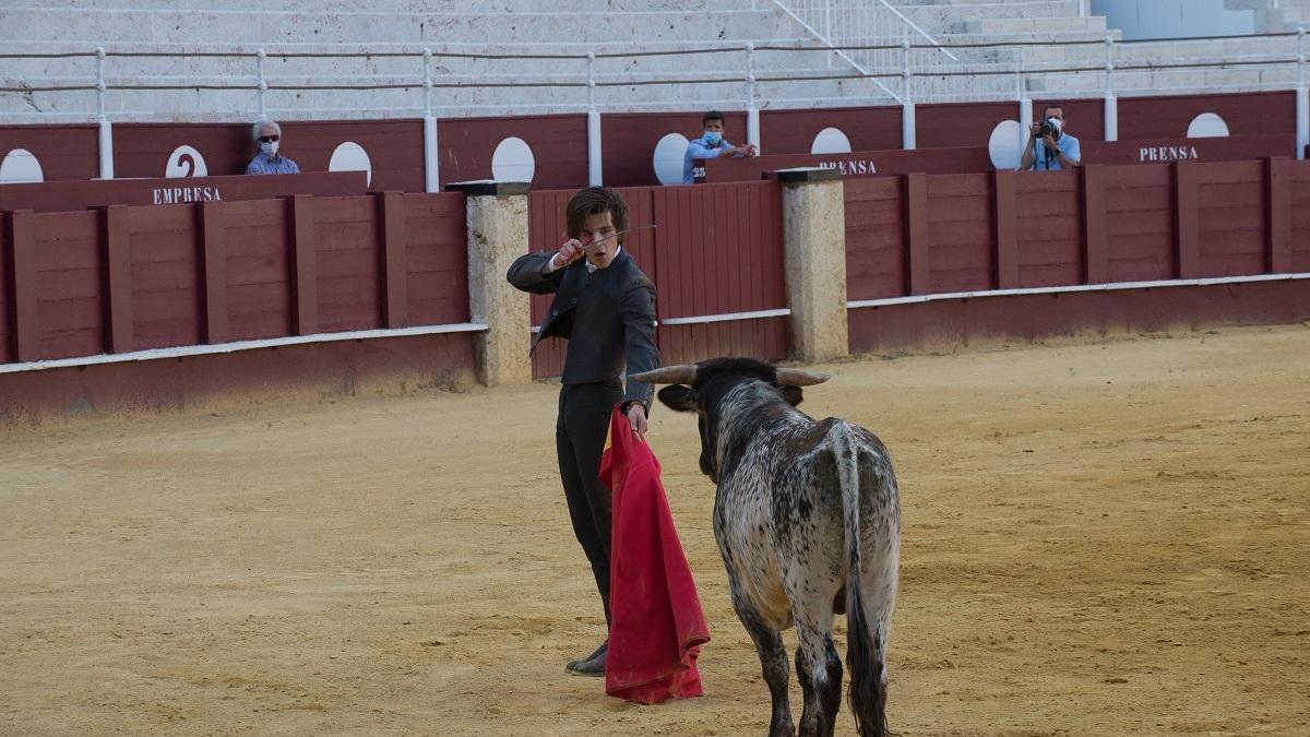 El coso ofreció una novillada sin público de la Escuela Taurina el pasado 30 de mayo.