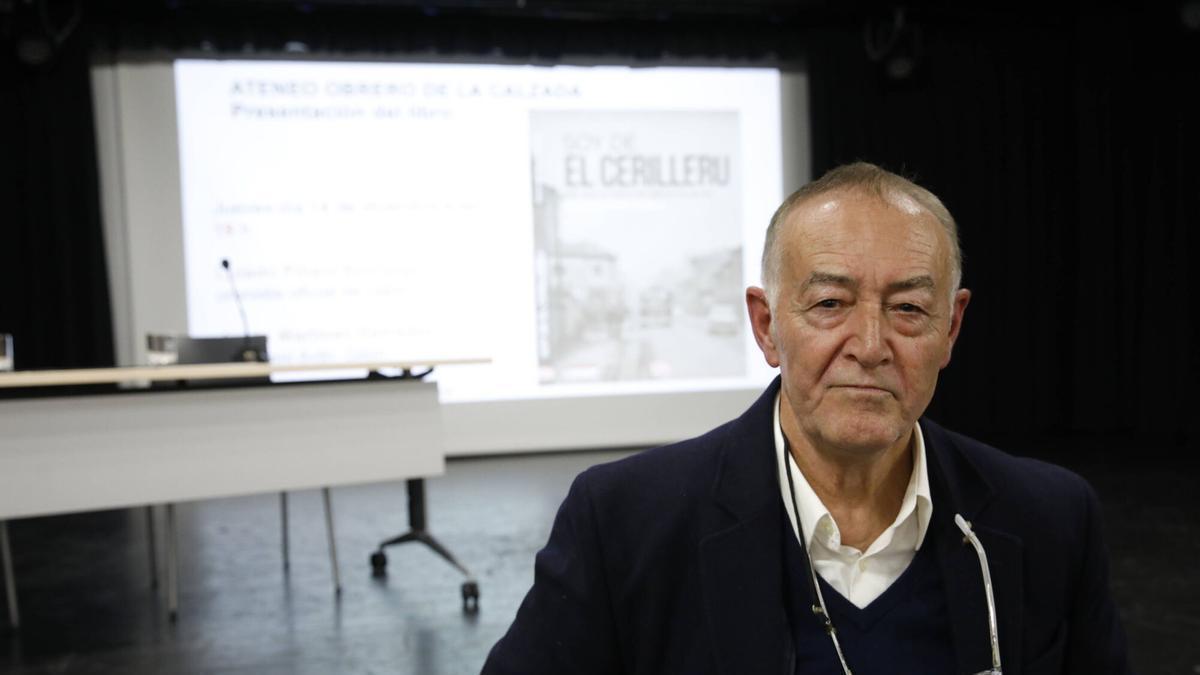 Gerardo Ruiz, en el Ateneo de La Calzada.