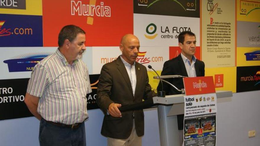 Miguel Sánchez, Luciano y Fran Serrejón, en la presentación del torneo