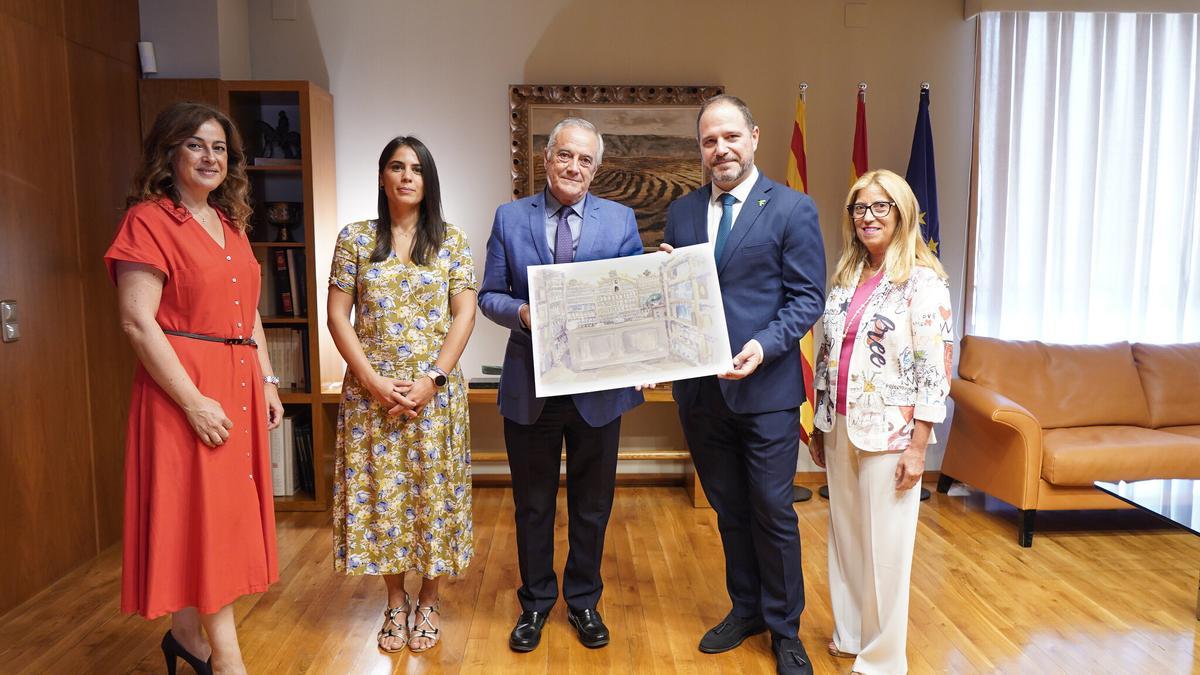 Raquel García, Itxaso Cabrera, Javier Sada, Ángel Más Ferrer y María José Villafranca, esta mañana.