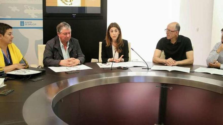 Fabeiro, Varela, Vázquez, González y Salvado, ayer, durante la presentación del evento en Santiago.