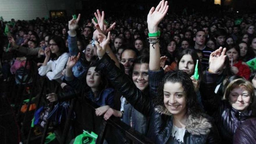 La primera edición de la gala contra el cáncer de Panorama en Vilagarcía se celebró en 2012.  // FdV