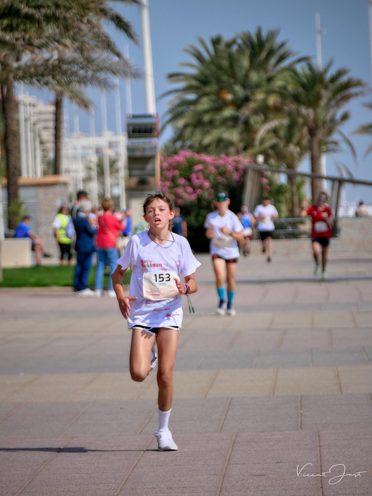 Búscate en el Run For Parkinson de la playa de Gandia