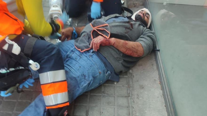 Un ciclista apunyala un taxista després d&#039;una baralla a la Rambla de Barcelona