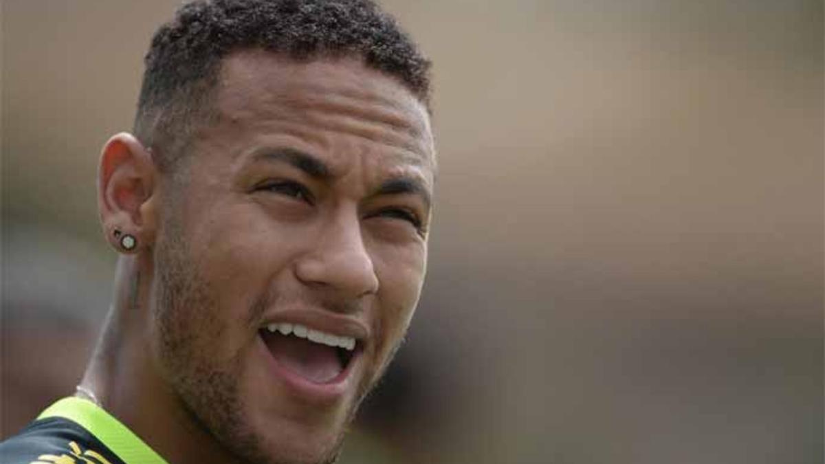 Neymar, un jugador de récords con la canarinha