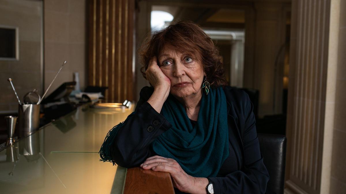 La escritora Cristina Fernández Cubas, fotografiada en el Hotel Majestic de Barcelona