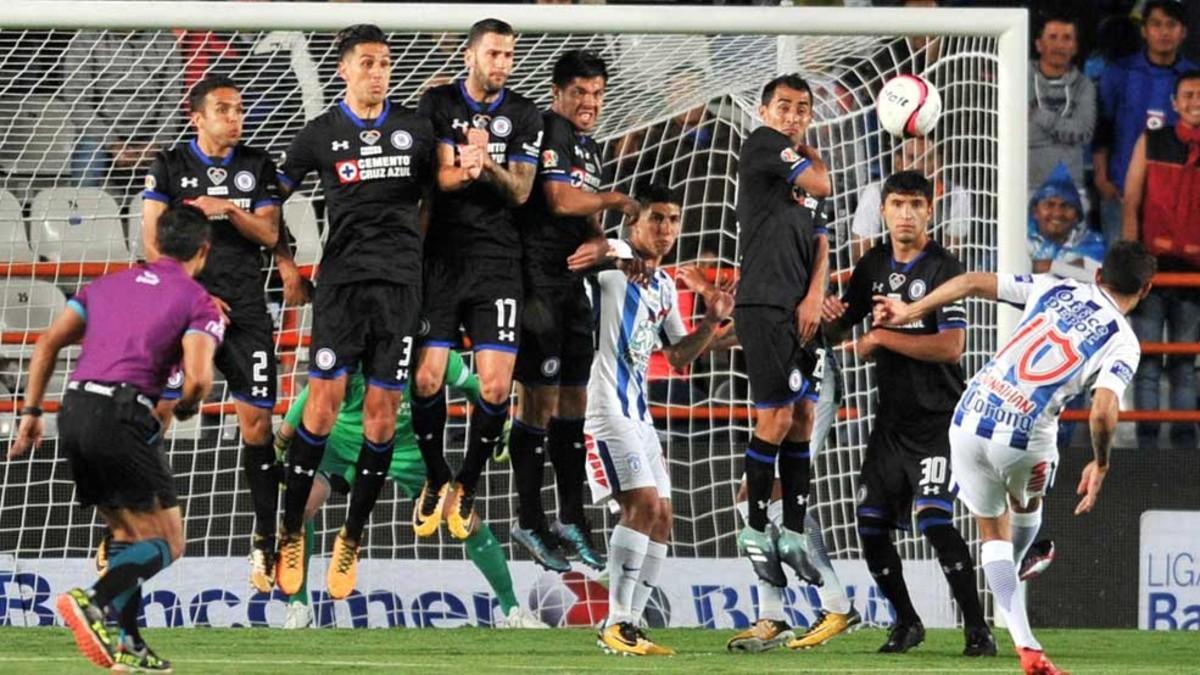 El Pachuca endosó cuatro goles al Cruz Azul de Jémez