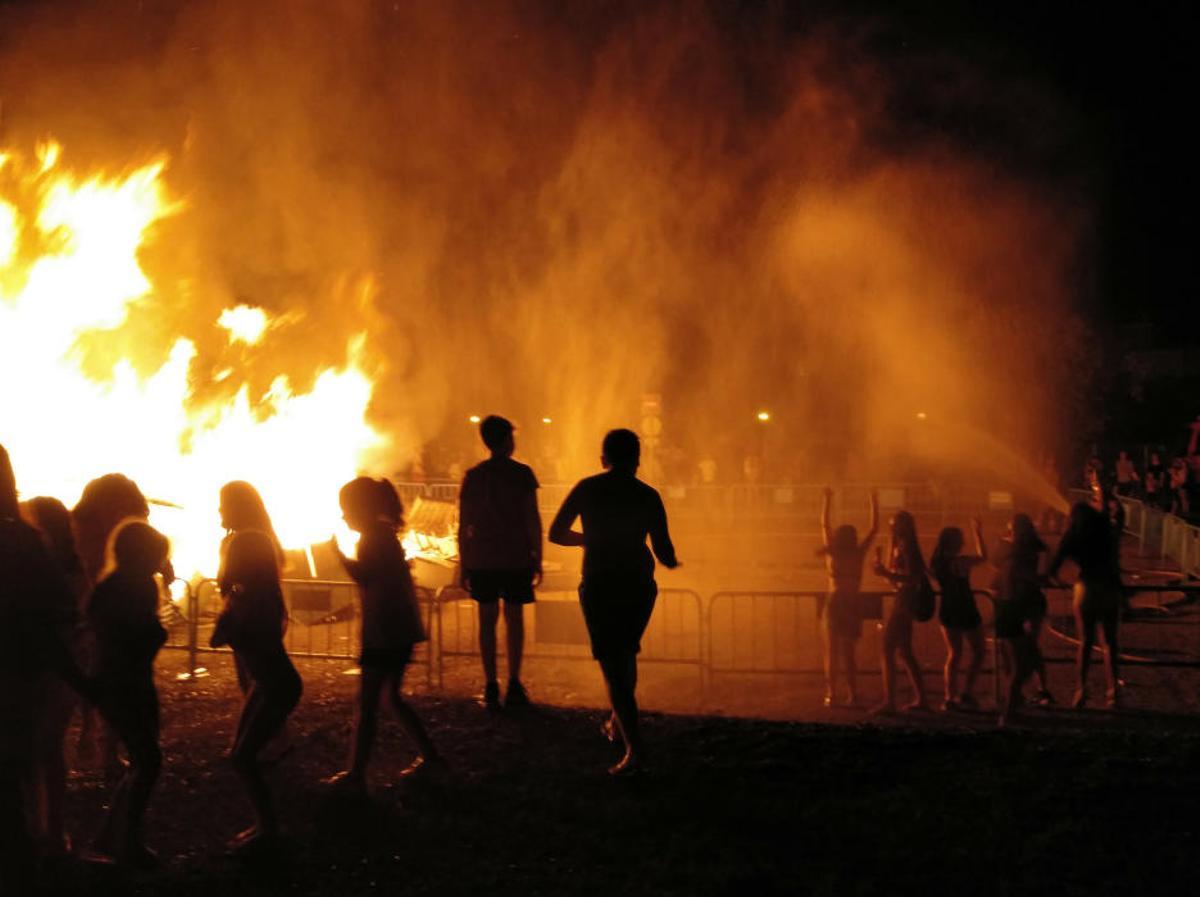 Cremà de la Hoguera Lloixa de Sant Joan d''Alacant