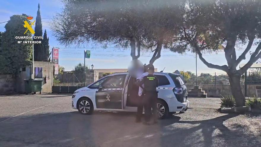 Dos detenidos por robar en un supermercado del Arenal y agredir a una empleada Dos detenidos por robar en un supermercado del Arenal y agredir a una empleada