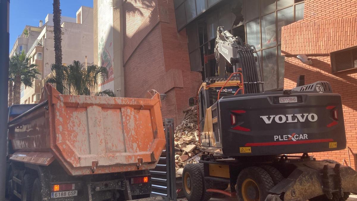 Obras de rehablitación del edificio de La Plasa