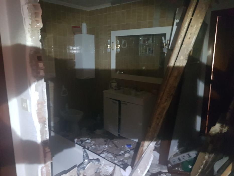 Herido grave por una explosión en una vivienda en obras de Pilar de la Horadada