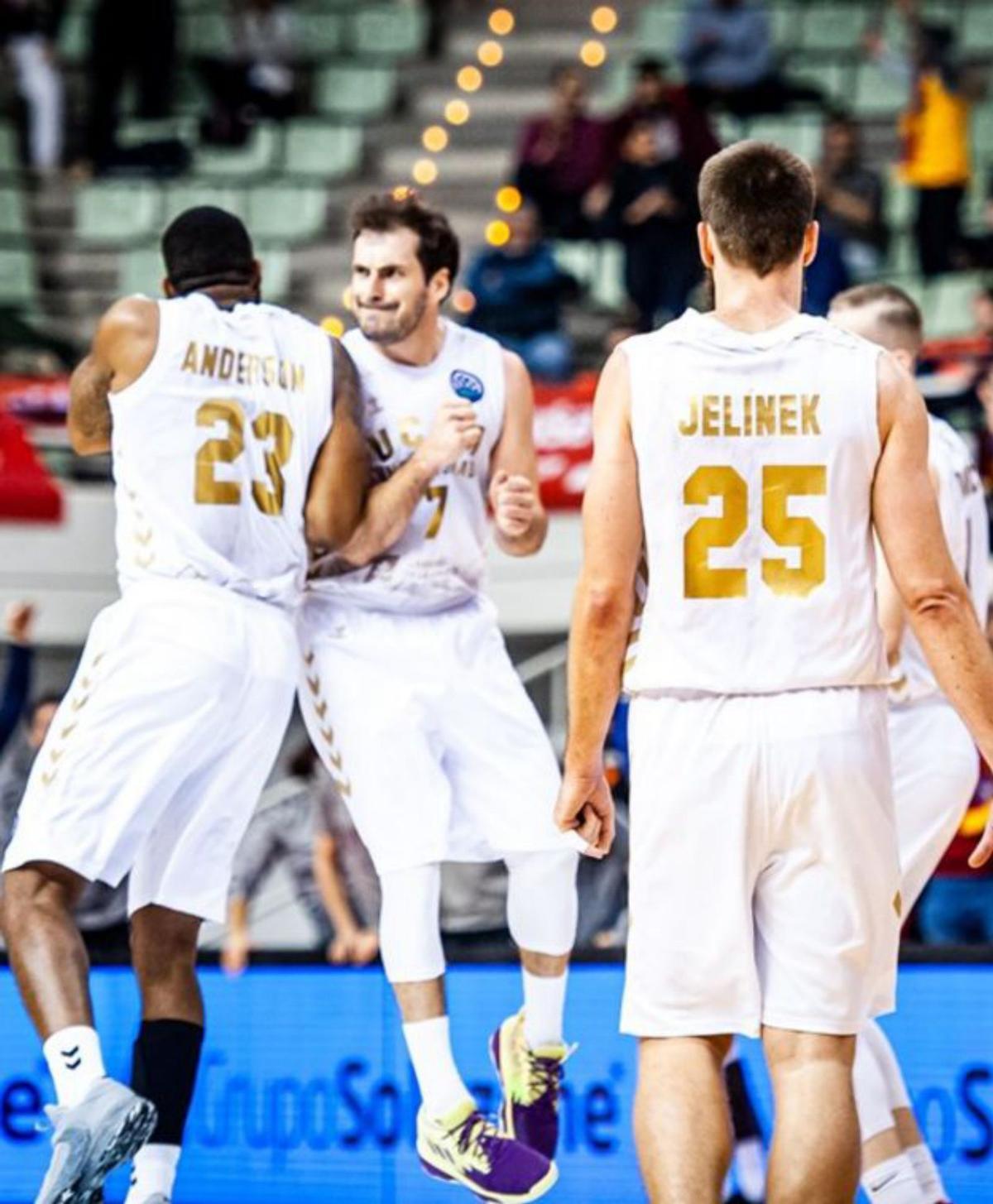 UCAM Murcia, Baxi Manresa y SIG Estrasburgo son los posibles rivales del Unicaja en los cuartos de la BCL. | BCL