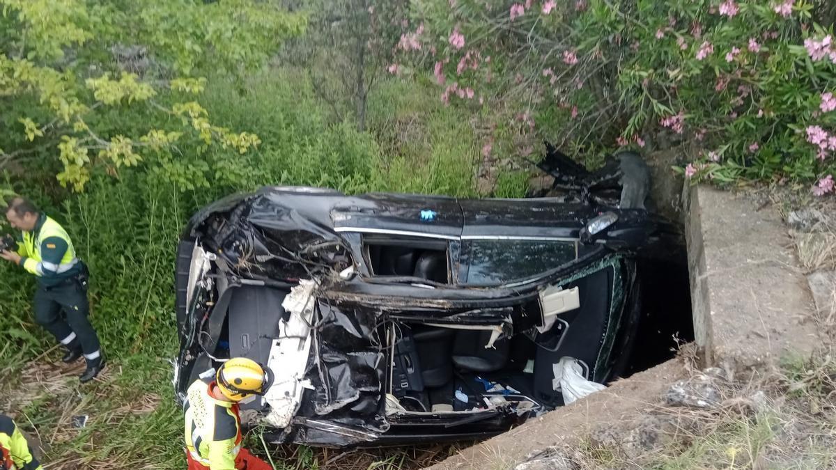 Así ha quedado el vehículo tras el accidente en Talavera la Real.