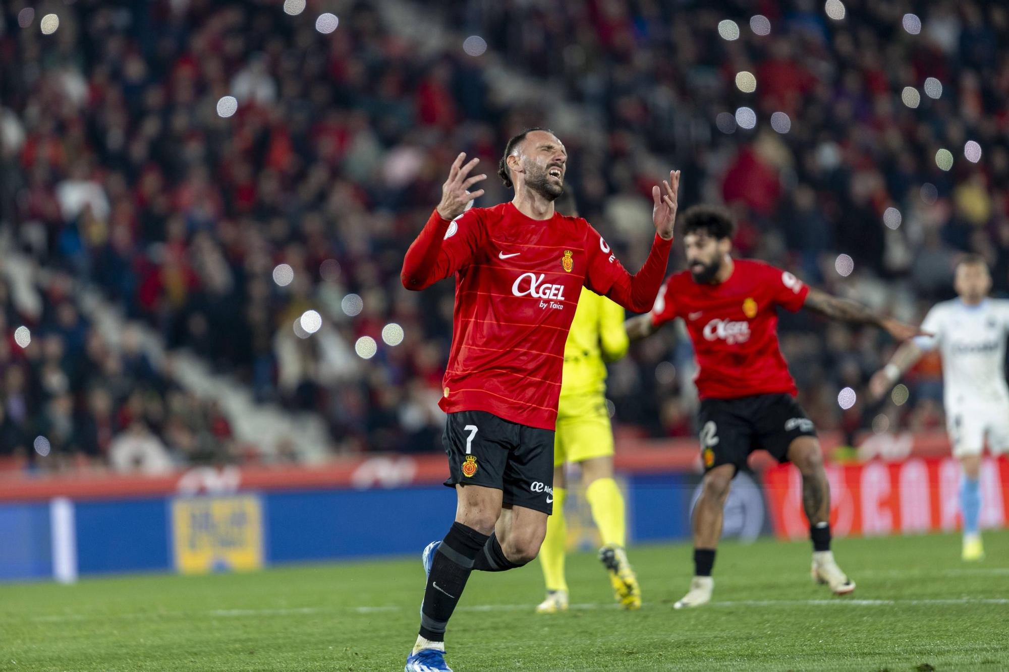 RCD Mallorca-Girona: Las mejores fotos de la victoria (3-1) del Mallorca en la eliminatoria de Copa del Rey