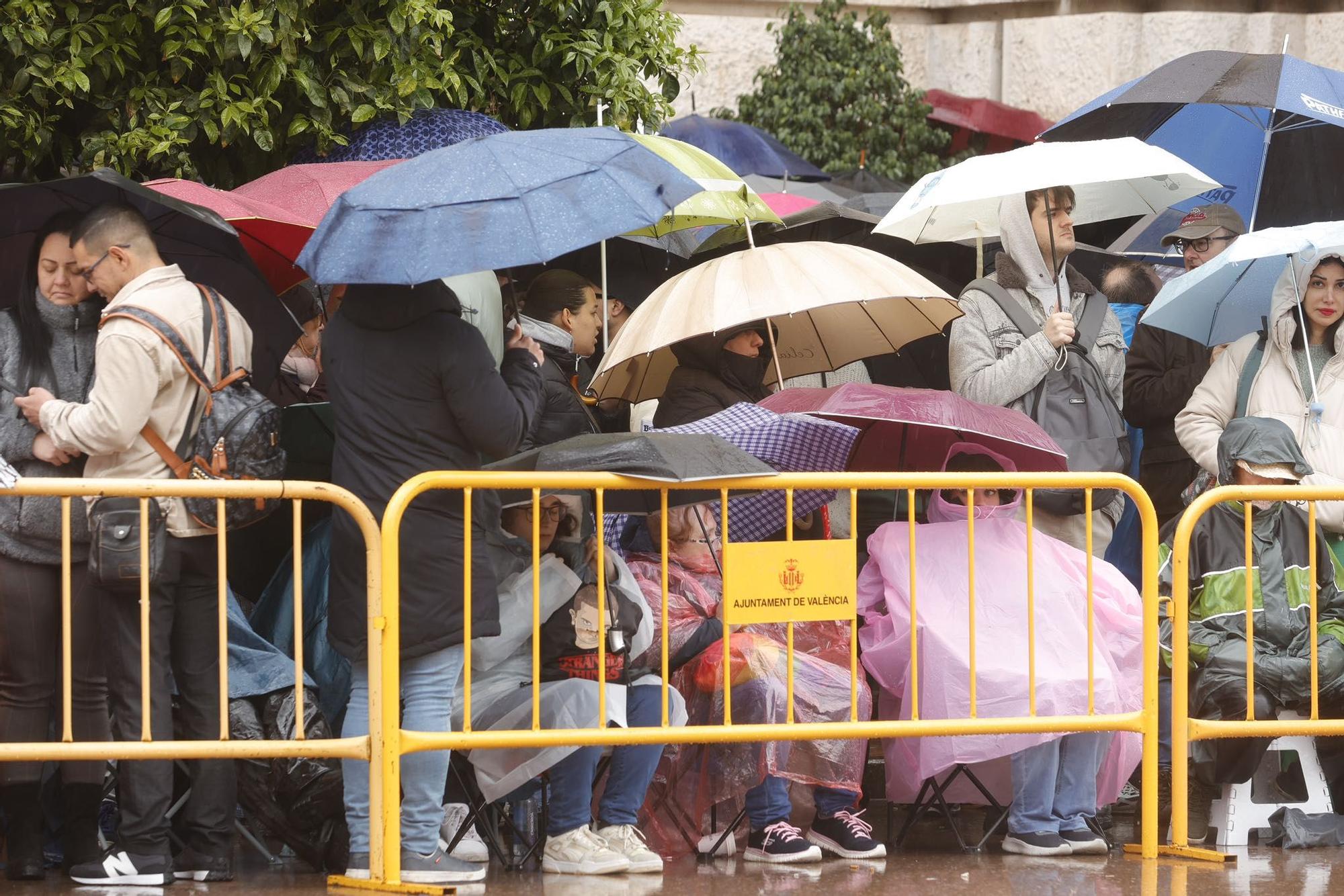 Búscate en la mascletà del 18 de marzo