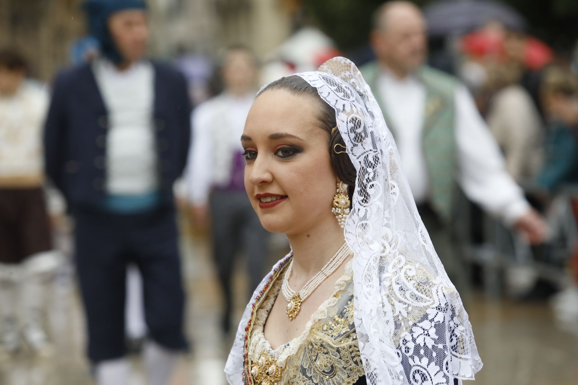 Búscate en el primer día de Ofrenda por la calle Quart (entre las 15.30 y las 17.00 horas)