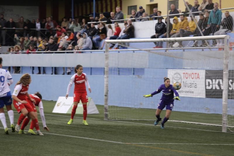 Fútbol (Liga Iberdrola): Granadilla Egatesa-Sevilla  | 11/01/2020 | Fotógrafo: Delia Padrón