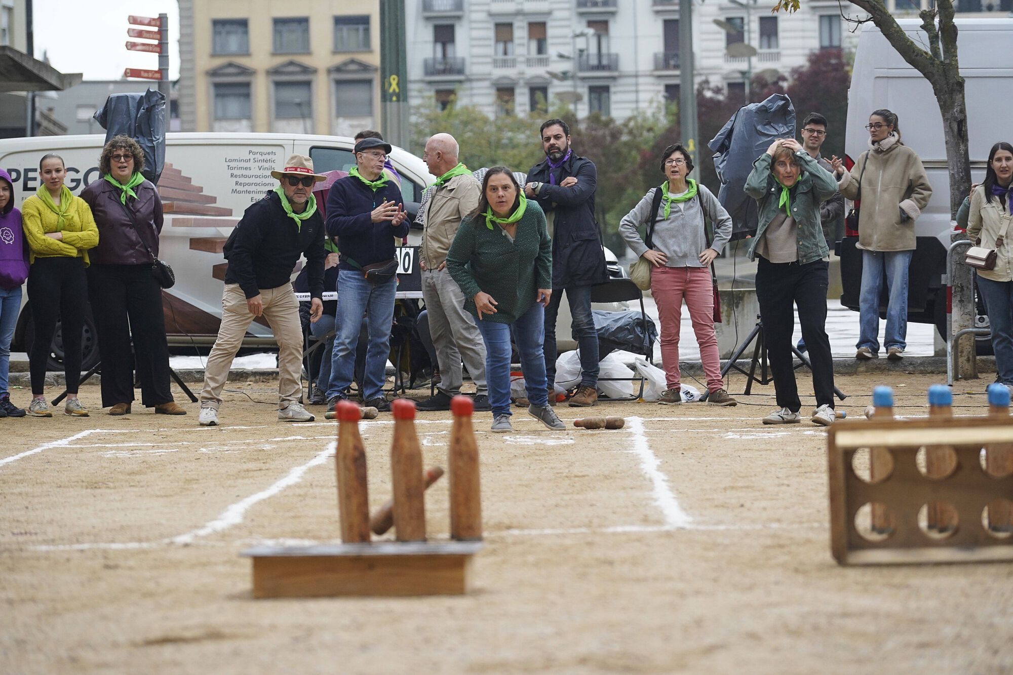 Girona plaça Santa Susanna fires i festes de sant narcís VII Llançament de Bitlles Catalanes