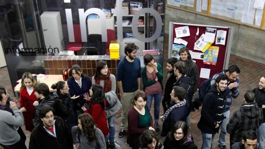 Becarios del programa "Severo Ochoa" reunidos en la Facultad de Medicina de Oviedo.